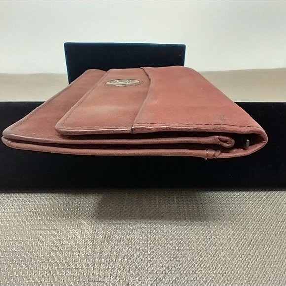 GUANG TONG BROWN LEATHER FOLD-OVER WALLET - Picture 5 of 6